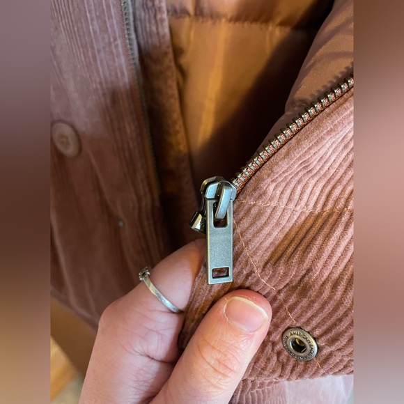 American Eagle Coat - Picture 7 of 7